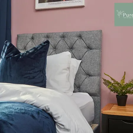 Fabulous Manchester House - 5 Beds Sleeps 8 - Free Parking - By Purestay-2